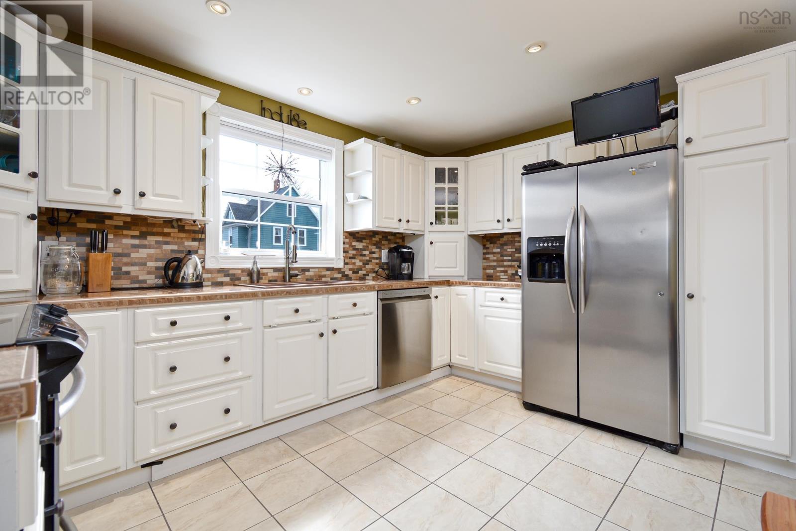 100 Whitney Avenue, Sydney, Nova Scotia  B1P 4Z9 - Photo 22 - 202507836