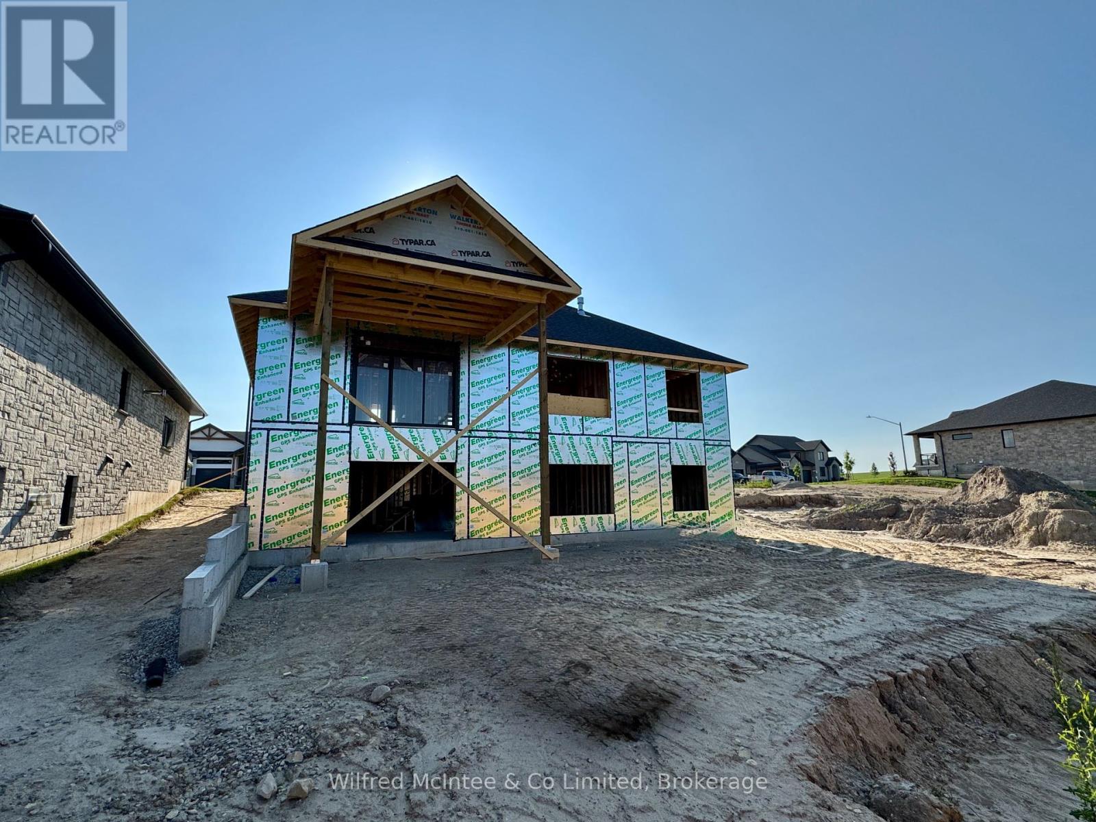 212 Devinwood Avenue, Brockton, Ontario  N0G 2V0 - Photo 4 - X12277695