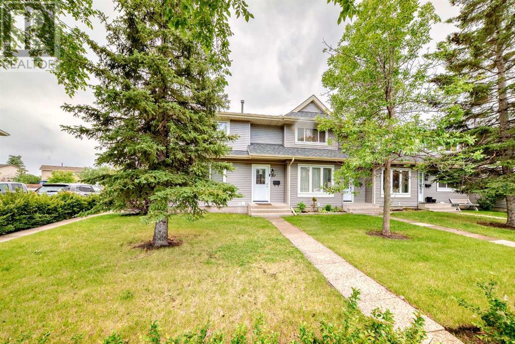 Property at 307 Falshire Drive NE image 4