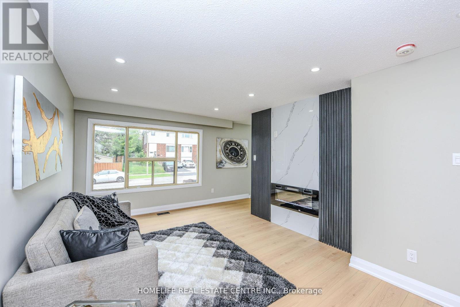 37 Newlyn Crescent, Brampton, Ontario  L6V 3A9 - Photo 10 - W12277655