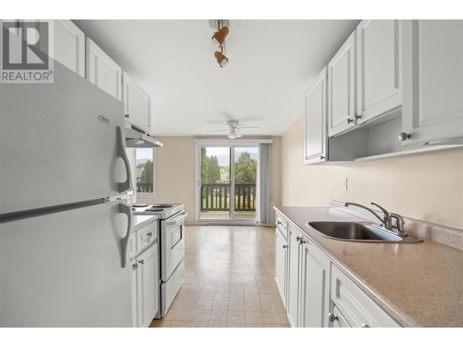 3505 38 Street Unit# 127, Vernon, British Columbia  V1T 6X1 - Photo 12 - 10355184