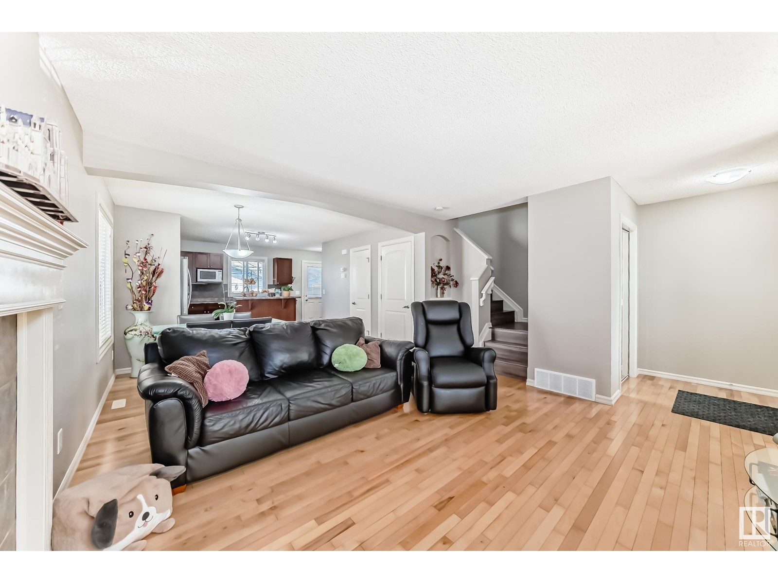 Property at 14767 140 ST NW image 5