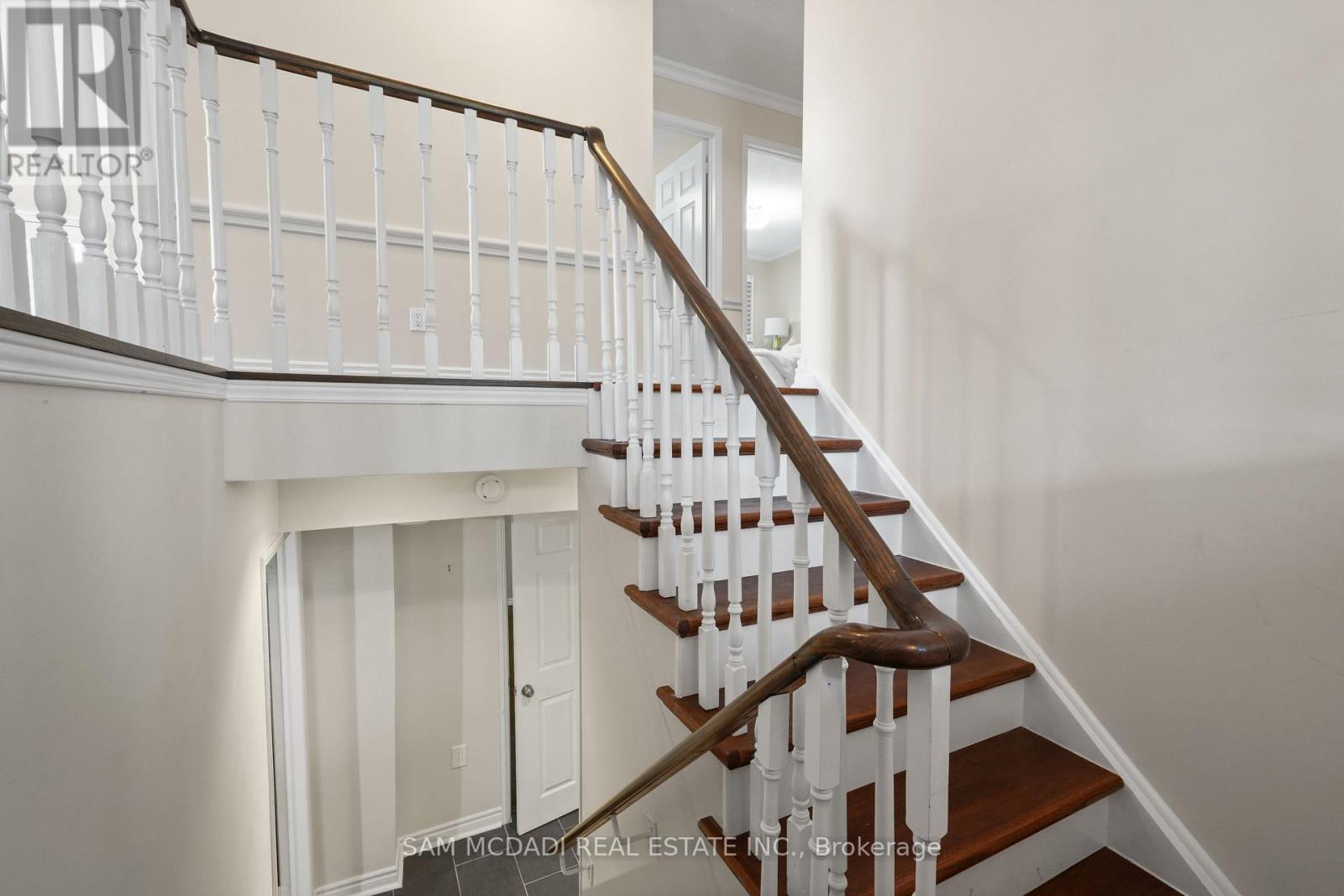 7 Oldham Crescent, Brampton, Ontario  L6Z 1W2 - Photo 37 - W12277696