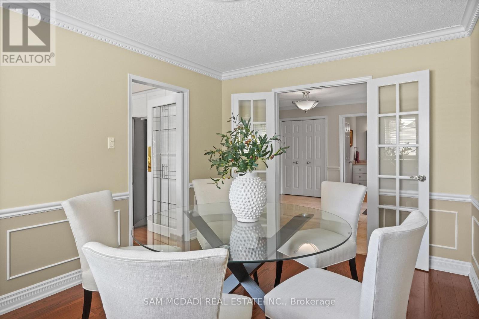 7 Oldham Crescent, Brampton, Ontario  L6Z 1W2 - Photo 8 - W12277696