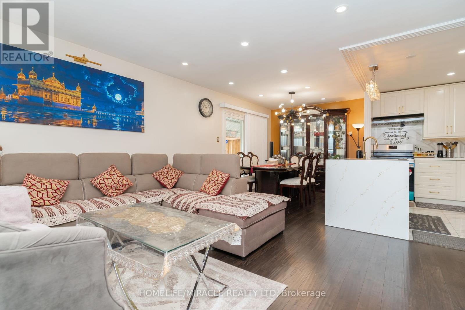 10 Huntingwood Crescent, Brampton (Central Park), Ontario  L6S 1S6 - Photo 10 - W12277702