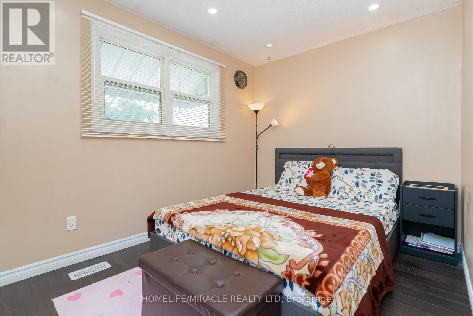 10 Huntingwood Crescent, Brampton (Central Park), Ontario  L6S 1S6 - Photo 21 - W12277702