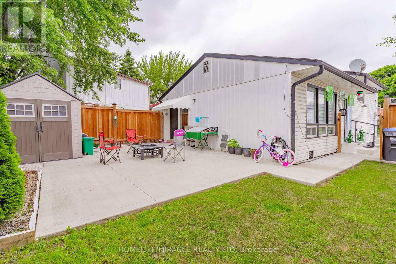 10 Huntingwood Crescent, Brampton (Central Park), Ontario  L6S 1S6 - Photo 34 - W12277702