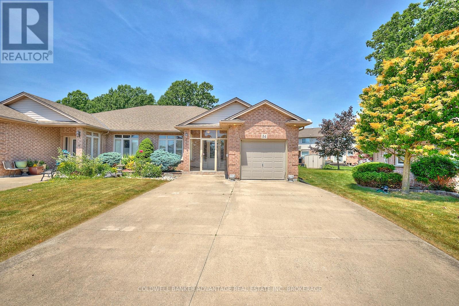 Property at 54 BRIDGEWATER COURT image 2