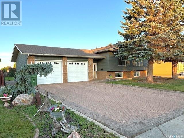 Property at 1635 Marquis AVENUE image 1