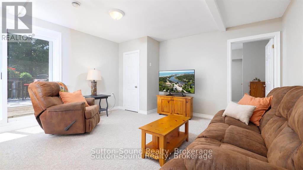 68 Sauble Falls Road, South Bruce Peninsula, Ontario  N0H 2G0 - Photo 17 - X12277254