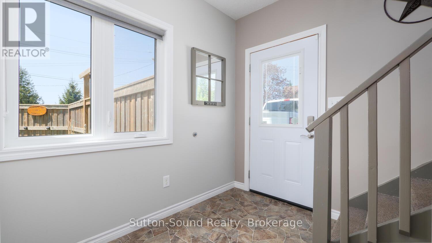68 Sauble Falls Road, South Bruce Peninsula, Ontario  N0H 2G0 - Photo 4 - X12277254