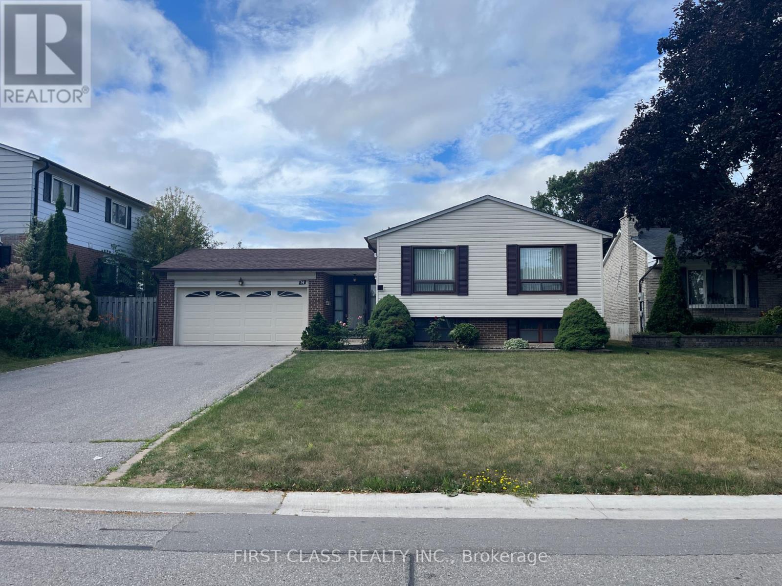 LOWER - 14 PRINGLE AVENUE, Markham, Ontario