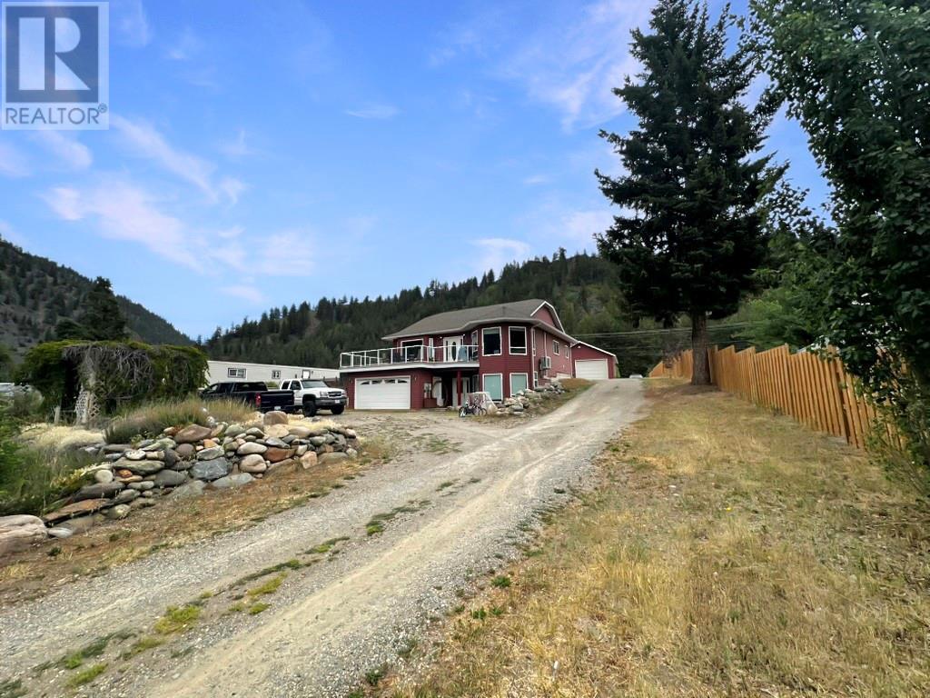 529 Dagur Way, Princeton, British Columbia  V0X 1W0 - Photo 3 - 10355503