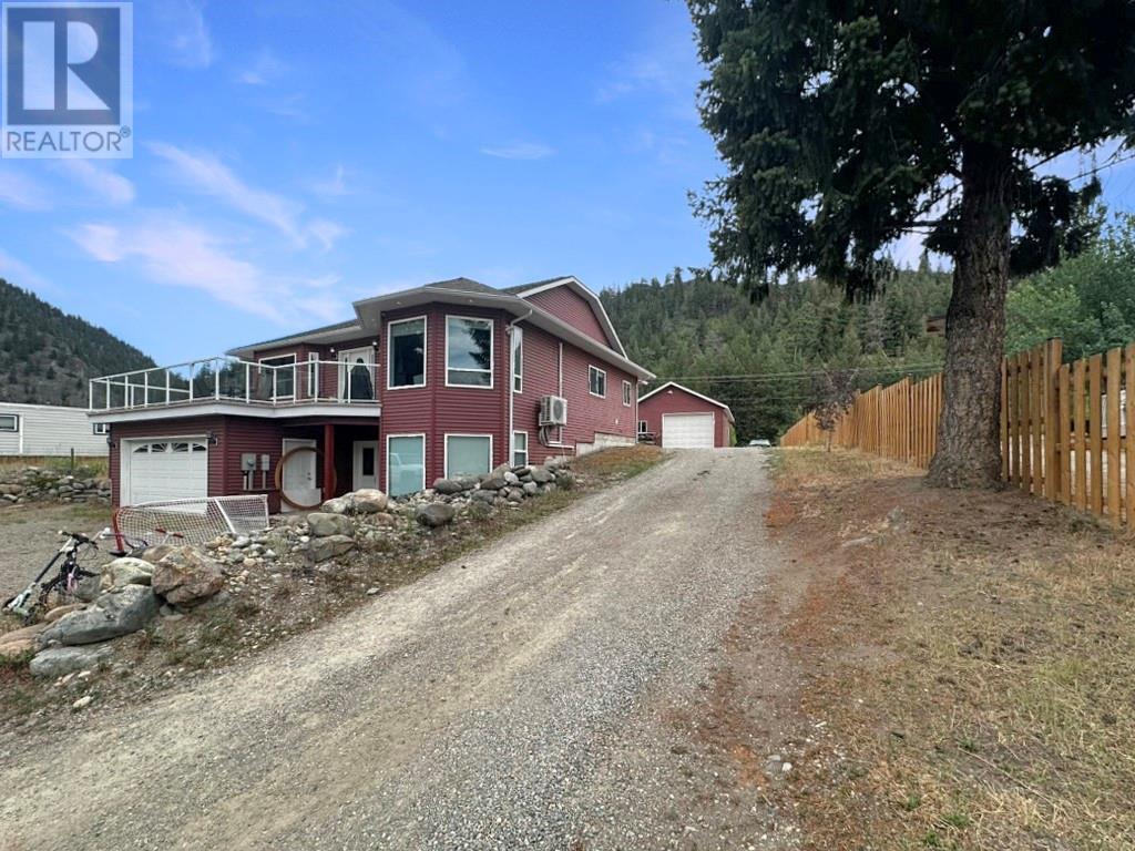 529 Dagur Way, Princeton, British Columbia  V0X 1W0 - Photo 4 - 10355503