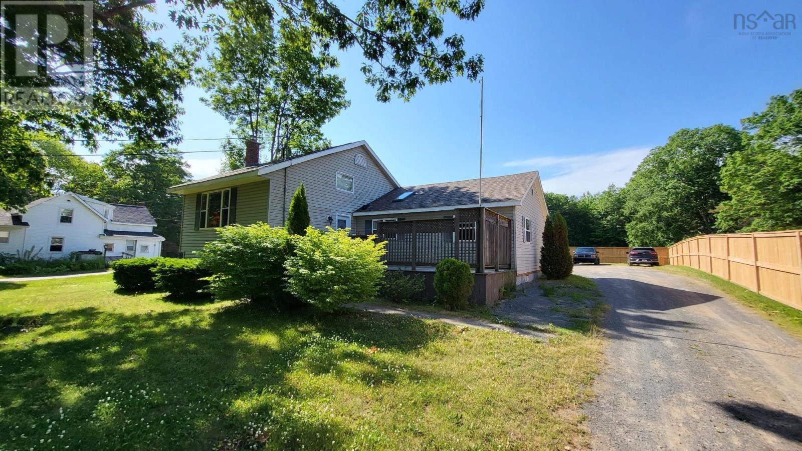 Property at 1165 Lanzy Road image 4