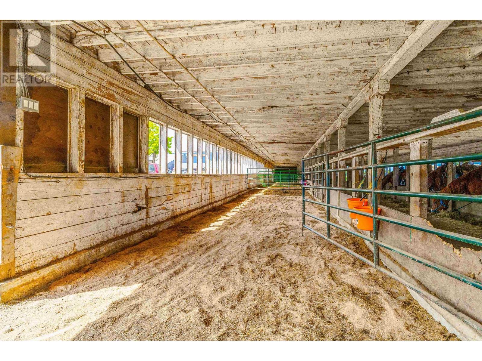 20254 Old Dewdney Trunk Road, Pitt Meadows, British Columbia  V3Y 1Z1 - Photo 30 - C8070686