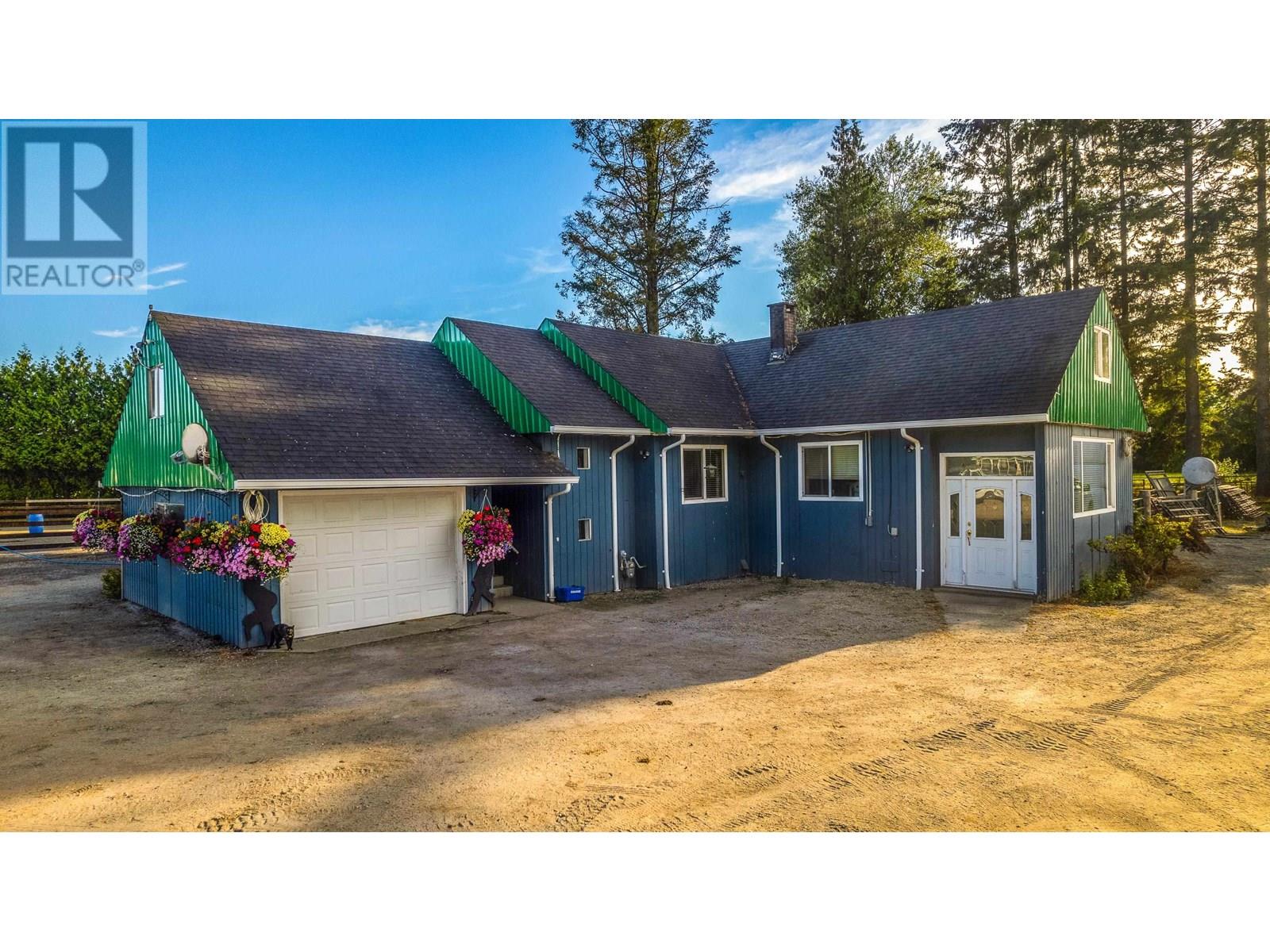 20254 Old Dewdney Trunk Road, Pitt Meadows, British Columbia  V3Y 1Z1 - Photo 5 - C8070686