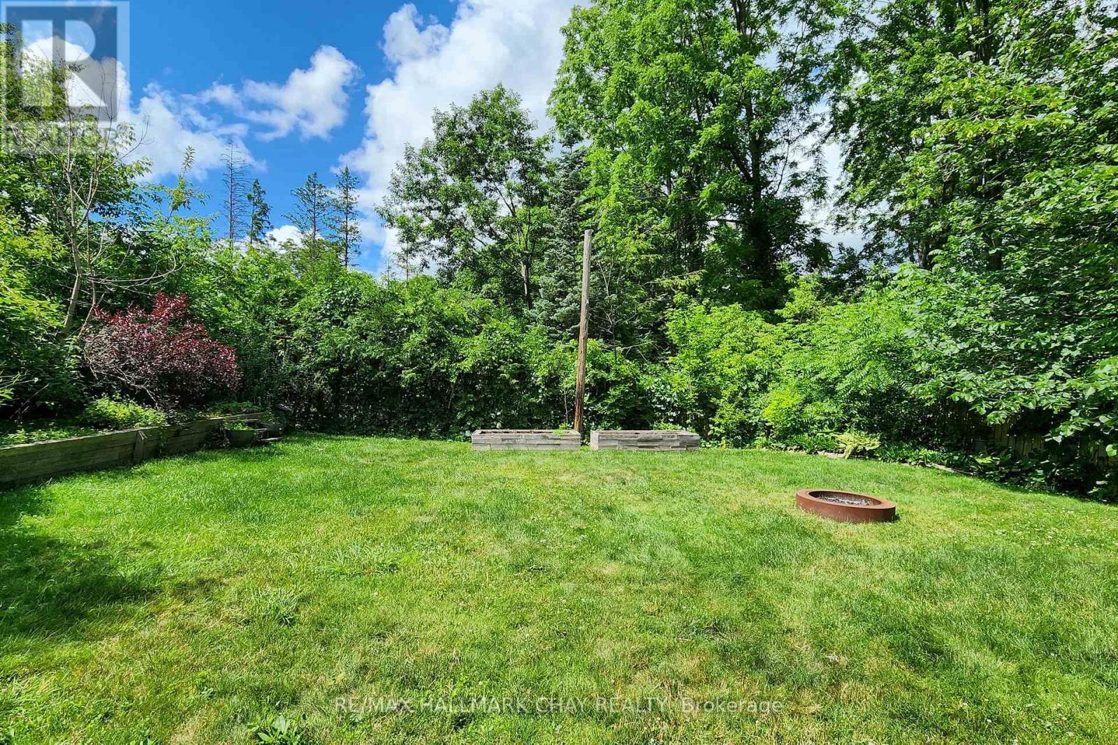 40 Wellington Street E, Barrie (Wellington), Ontario  L4M 2C2 - Photo 37 - S12277815