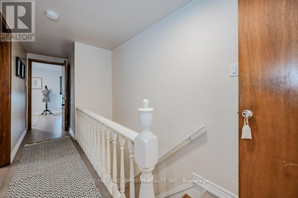 63 Beechwood Avenue, Hamilton, Ontario  L8L 2S5 - Photo 21 - X12277811