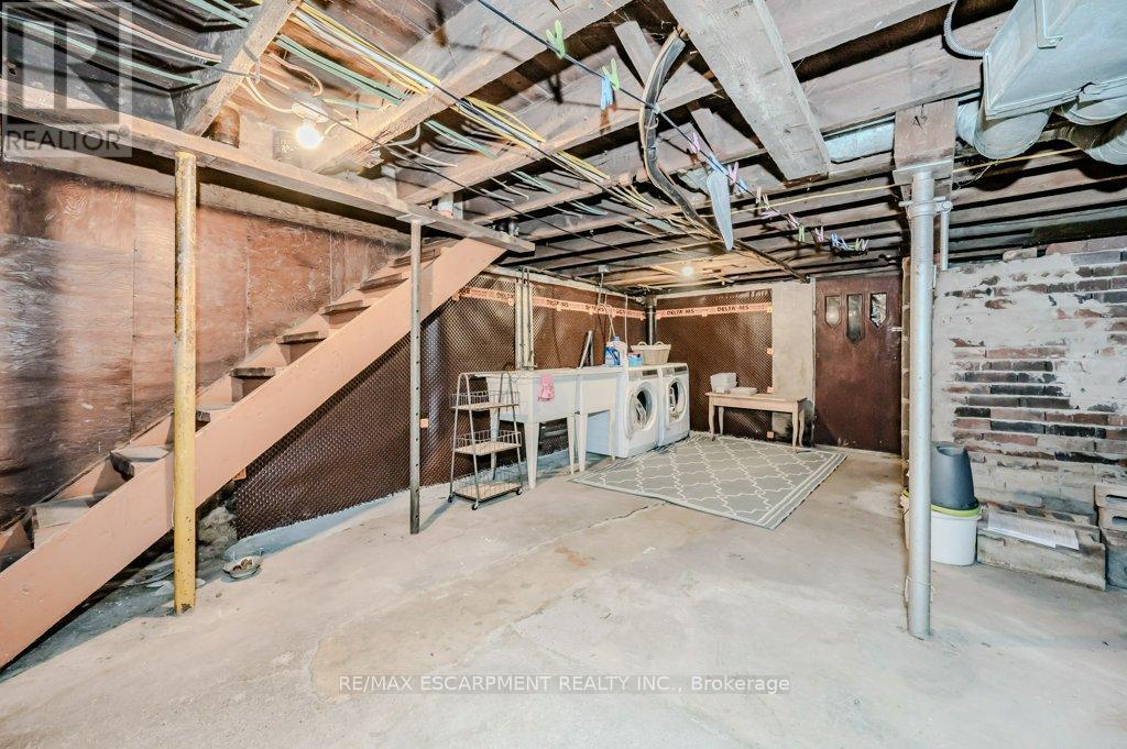 63 Beechwood Avenue, Hamilton, Ontario  L8L 2S5 - Photo 35 - X12277811