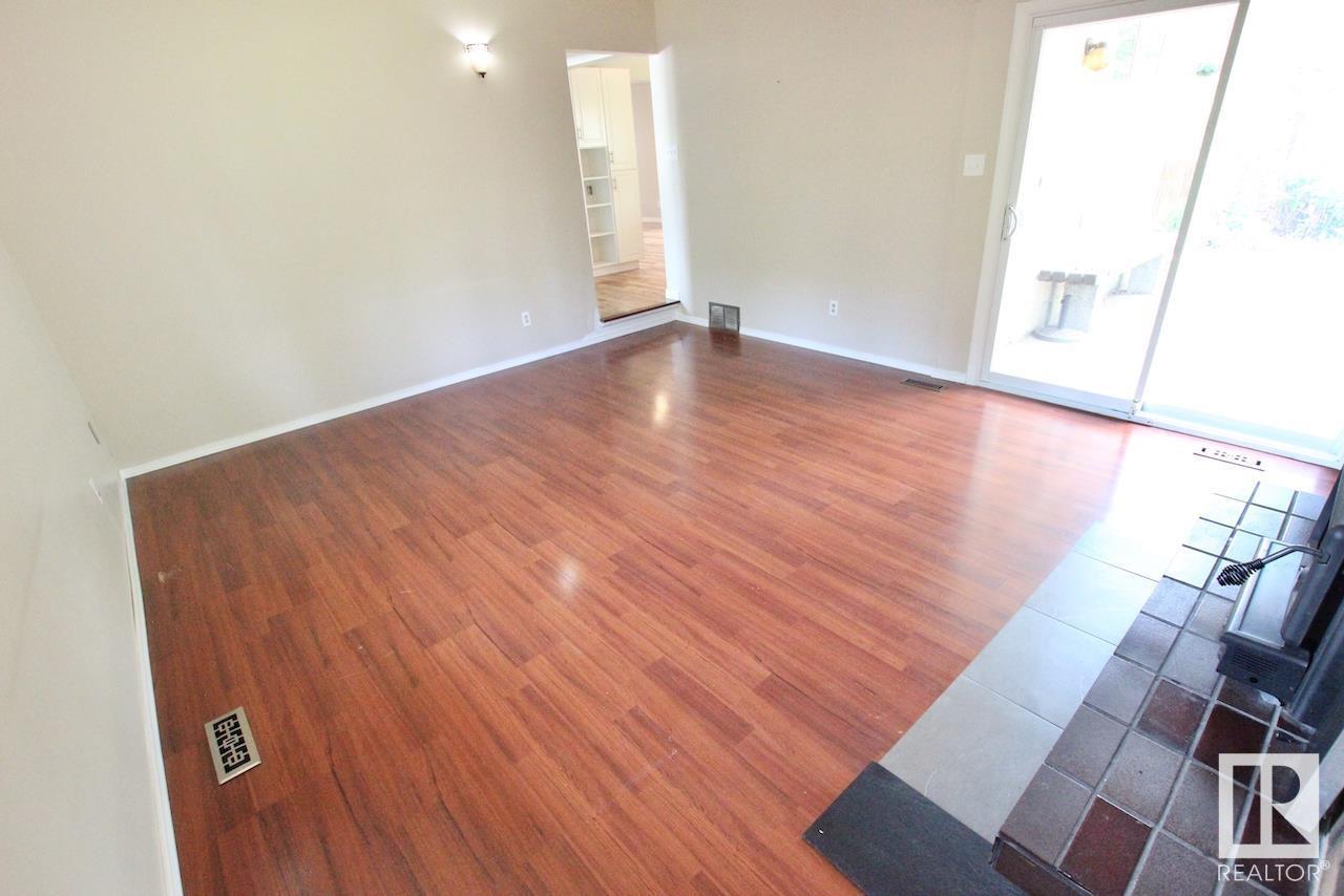 Property at 5530 145A AV NW image 1