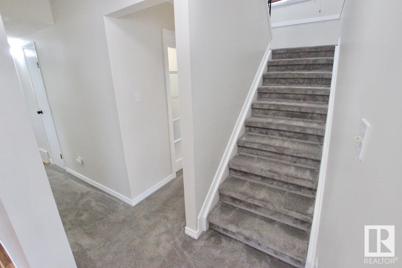 Property at 5530 145A AV NW image 2