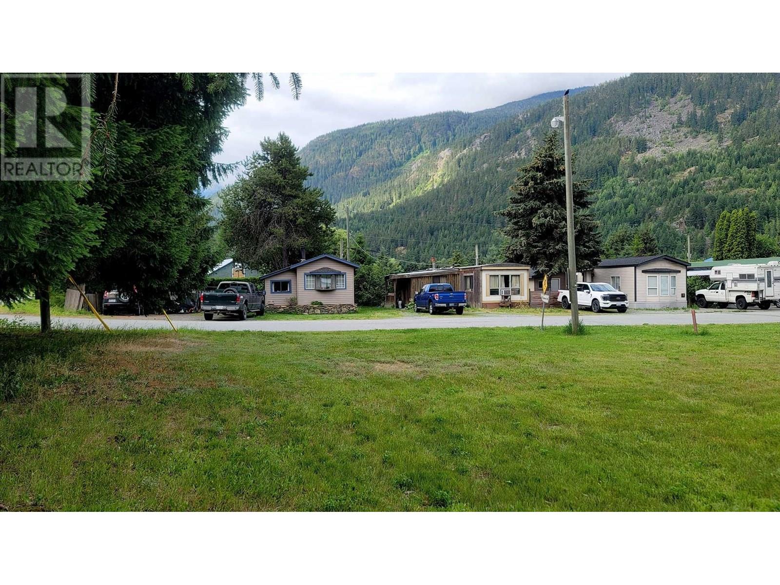 7617 Pemberton Meadows Road, Pemberton, British Columbia  V0N 2L2 - Photo 4 - C8070690