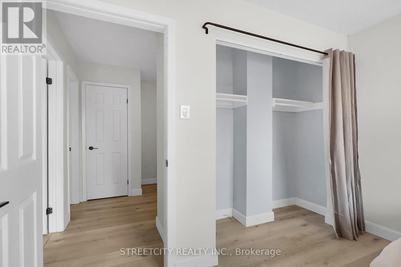 402 Homestead Court, London North, Ontario  N6G 2E9 - Photo 13 - X12277853