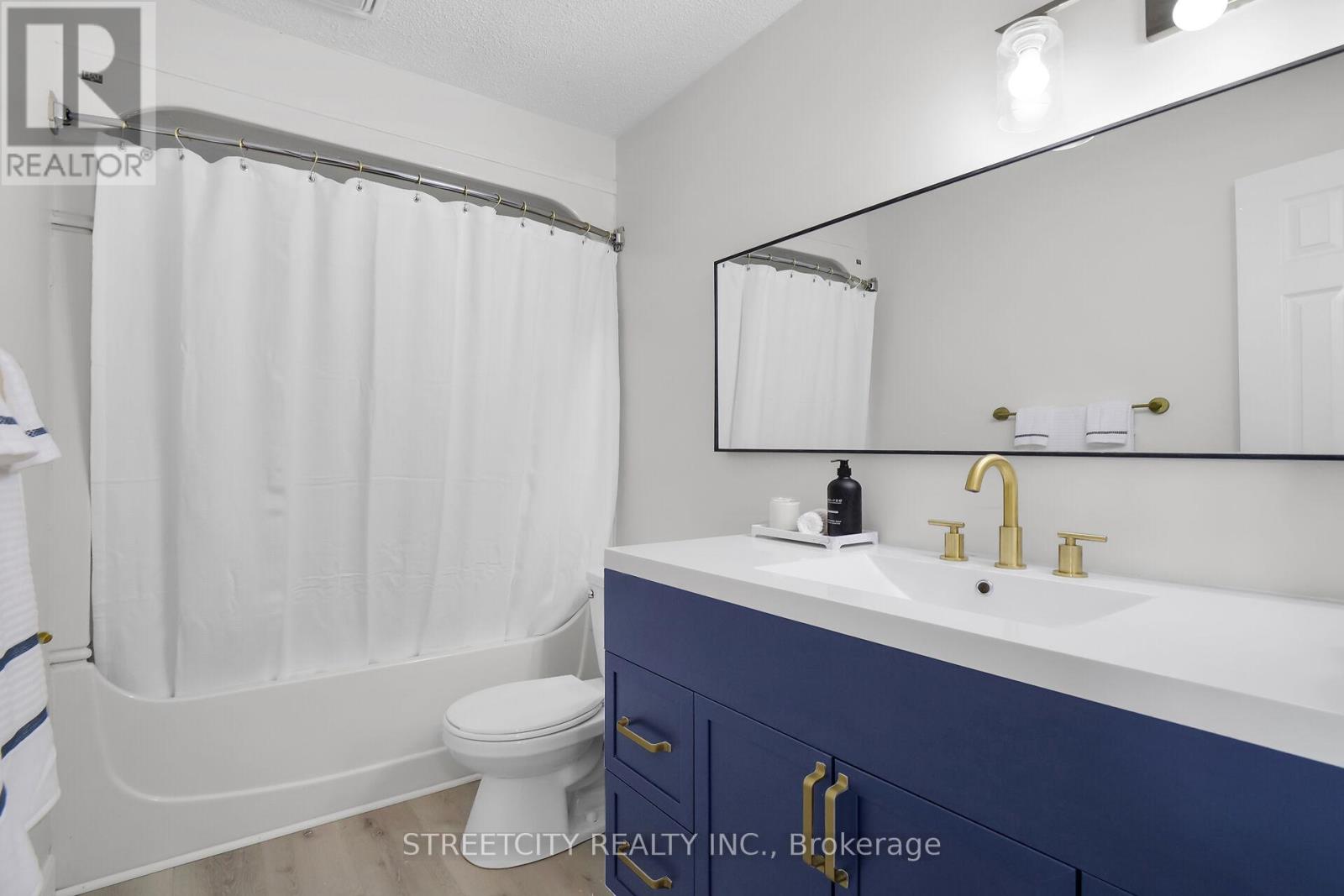 402 Homestead Court, London North, Ontario  N6G 2E9 - Photo 16 - X12277853