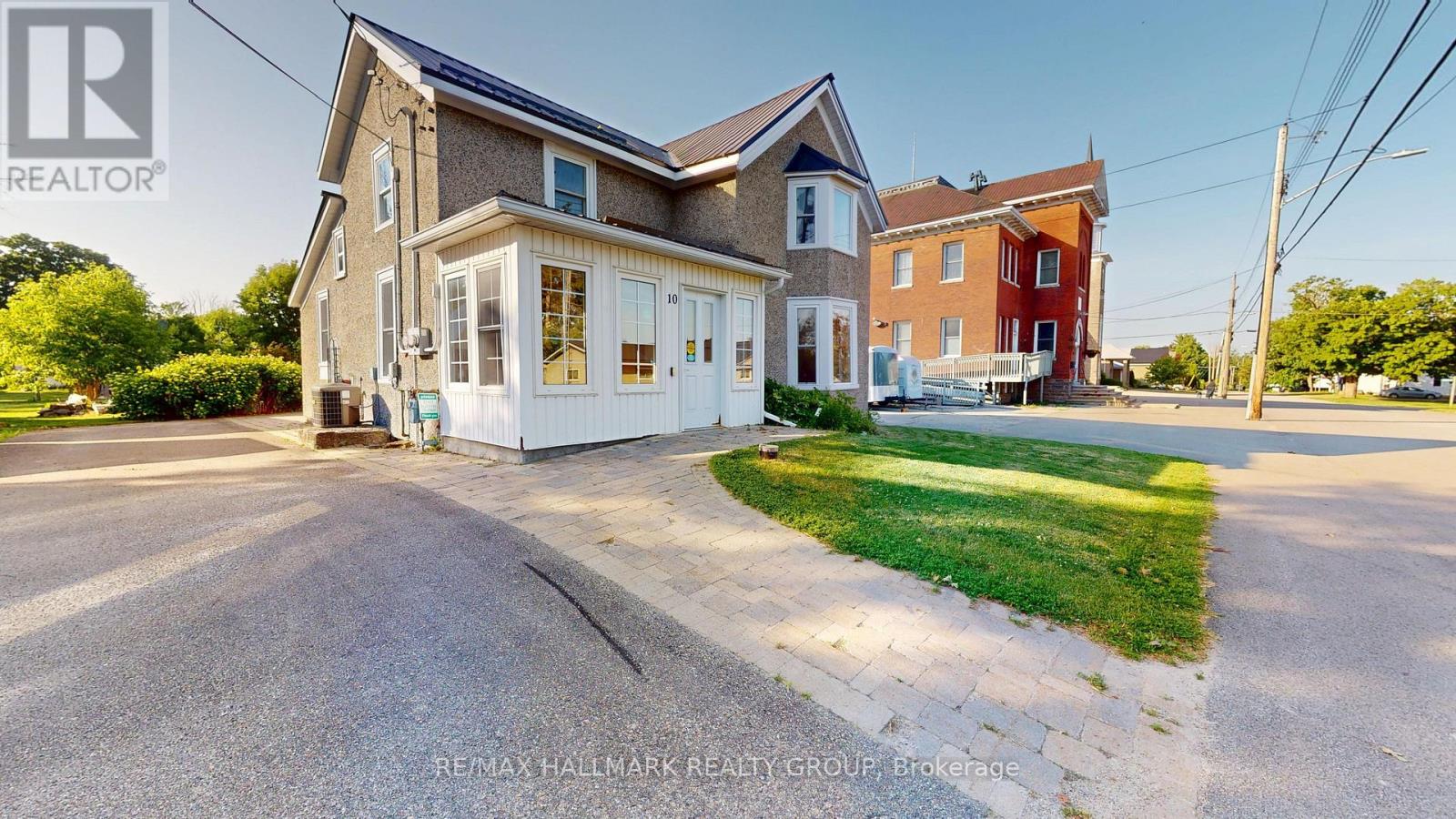 10 WELLINGTON STREET E, athens, Ontario