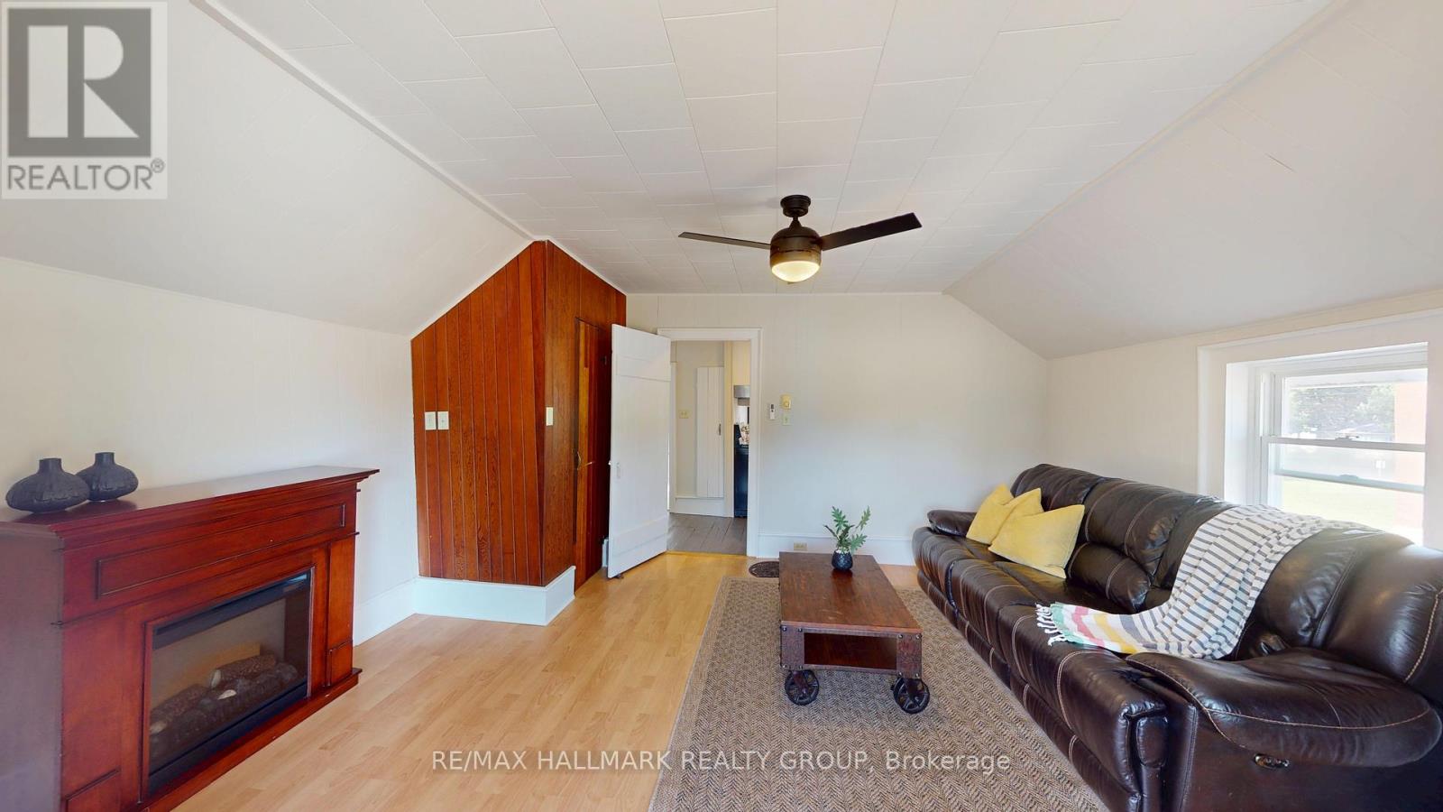 10 Wellington Street E, Athens, Ontario  K0E 1B0 - Photo 13 - X12277857