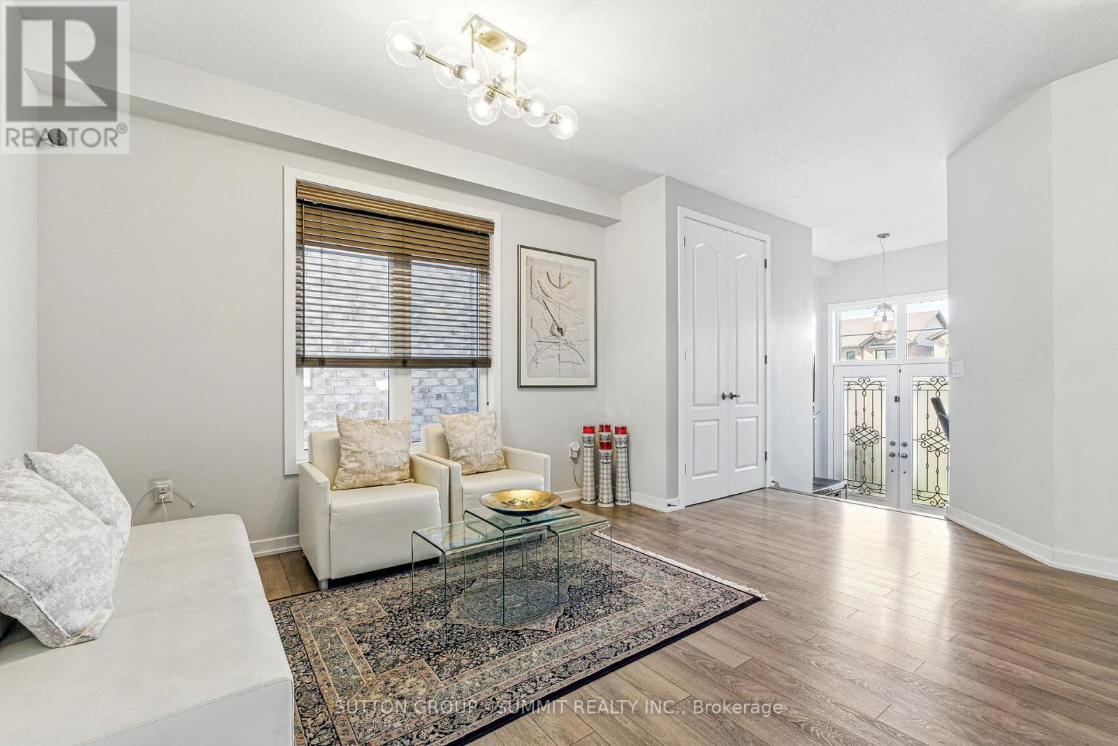 Property at 40 ALDGATE AVENUE image 5