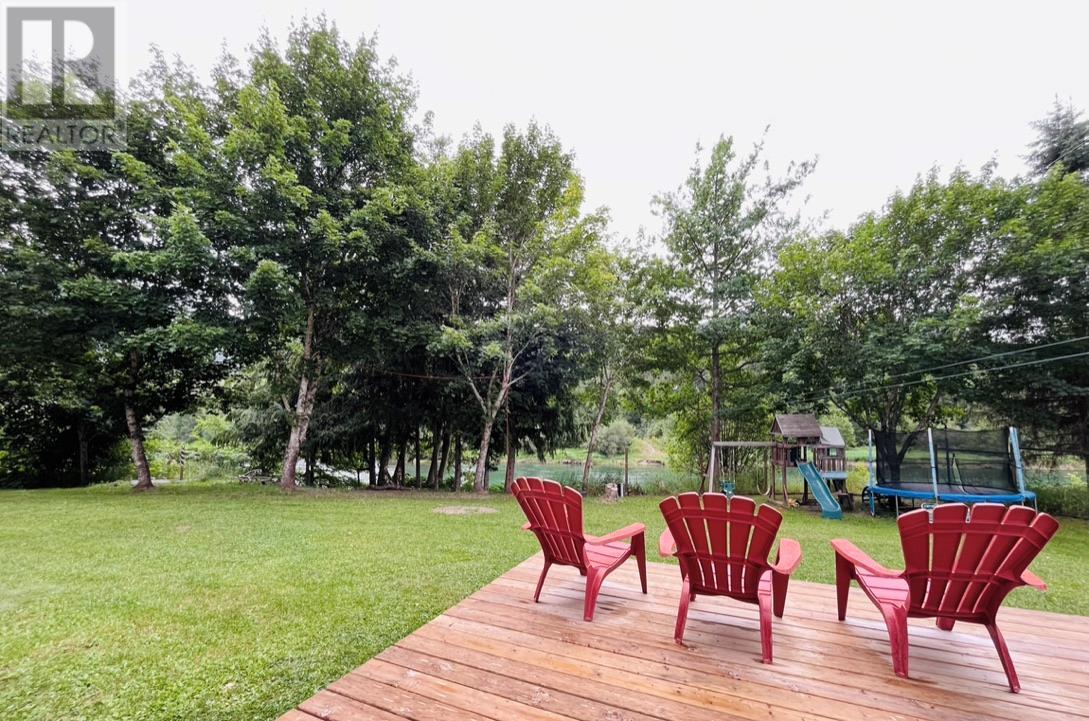 Property at 6450 Appledale Lower Road image 4