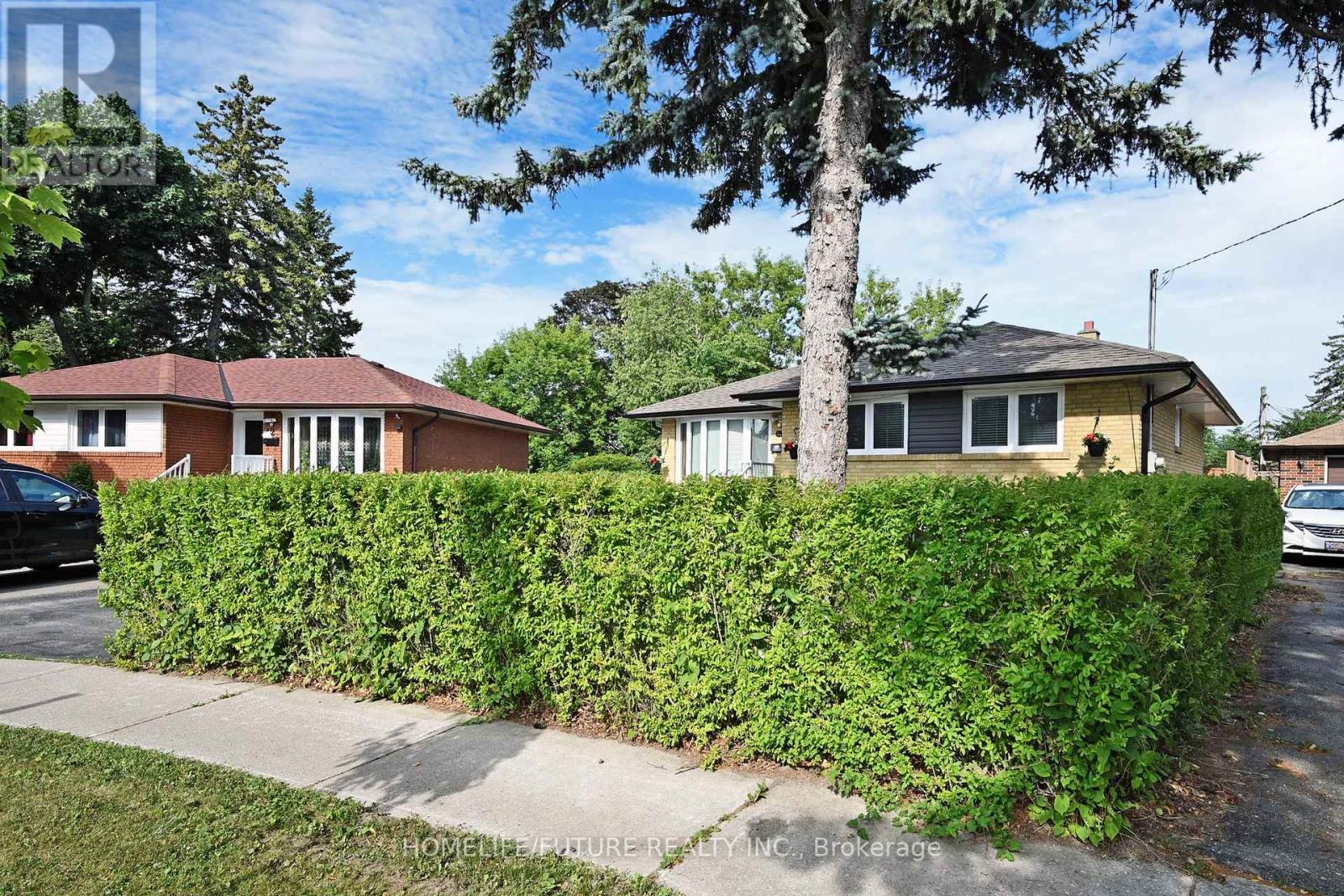 Property at 14 PELMAR PLACE image 4
