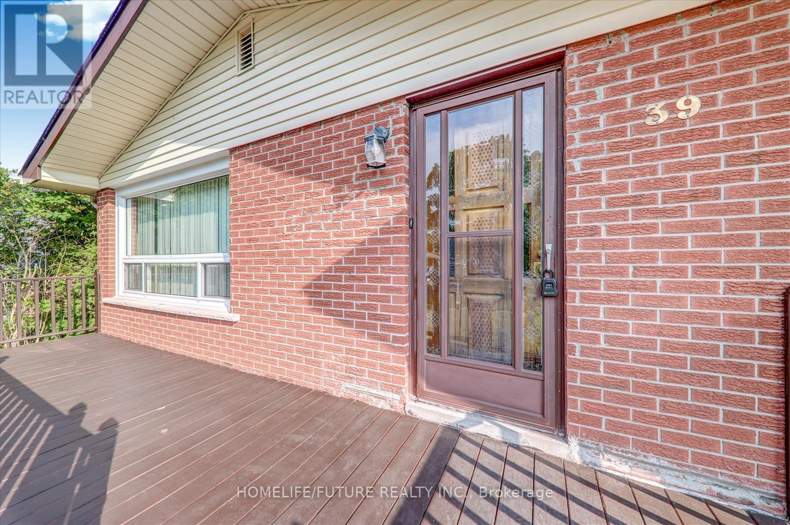 Property at 39 CAYUGA AVENUE image 5