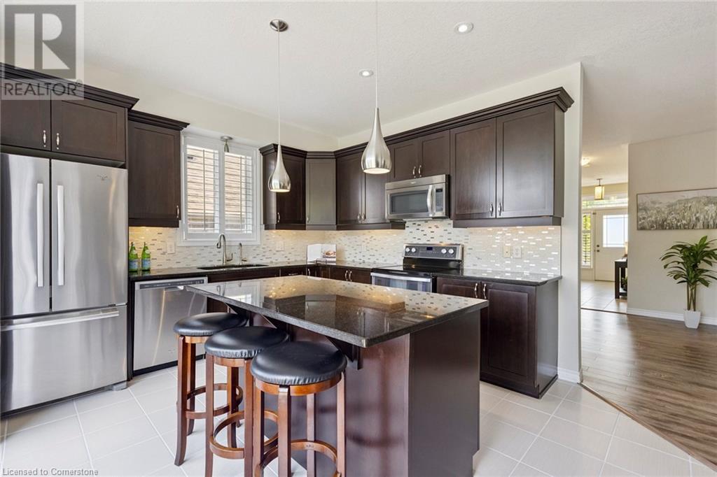 Property at 12 GOUDA Place image 4