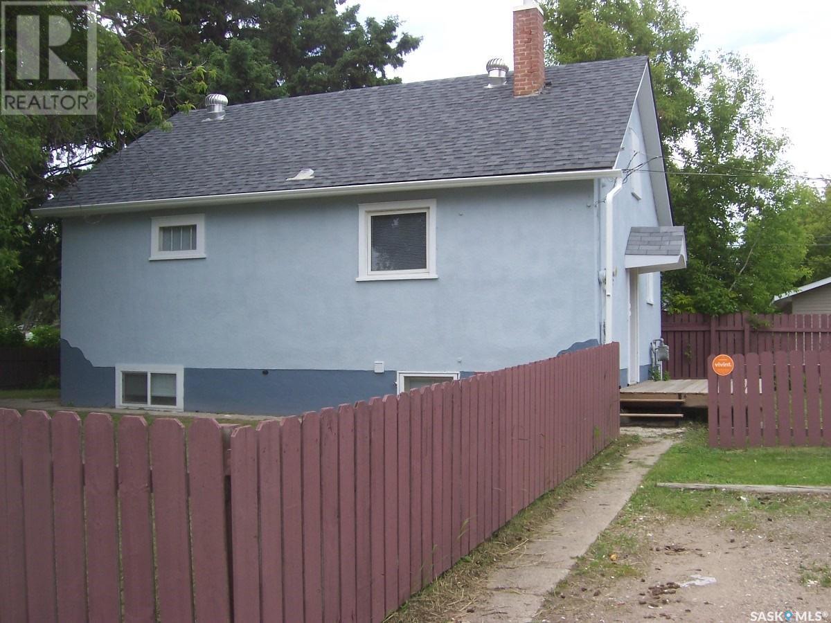 630 5th Avenue E, Prince Albert, Saskatchewan  S6V 2H5 - Photo 5 - SK012332