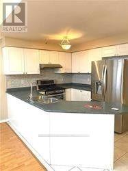 44 Hocken Court, Brampton, Ontario  L6R 2T7 - Photo 4 - W12277874