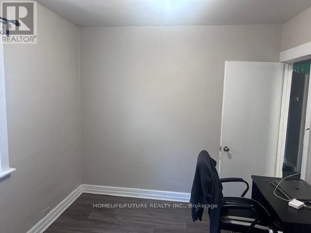 37 Hope Avenue, Hamilton, Ontario  L8H 2E1 - Photo 7 - X12277852