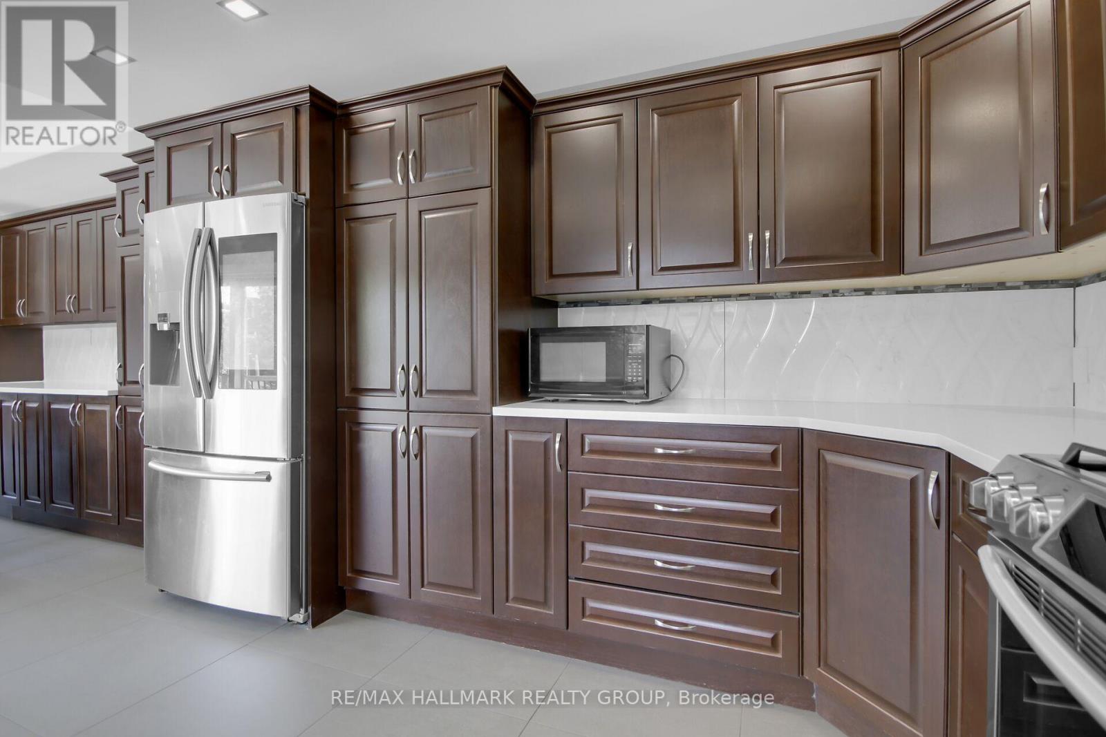 3253 Riverside Drive, Ottawa, Ontario  K1V 8N8 - Photo 16 - X12277895