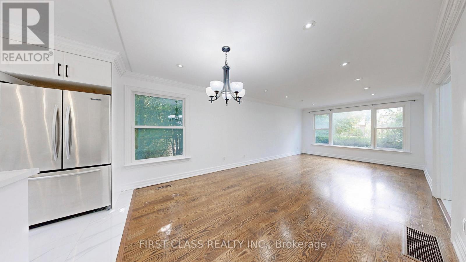 Property at 34 FERRAH STREET image 5