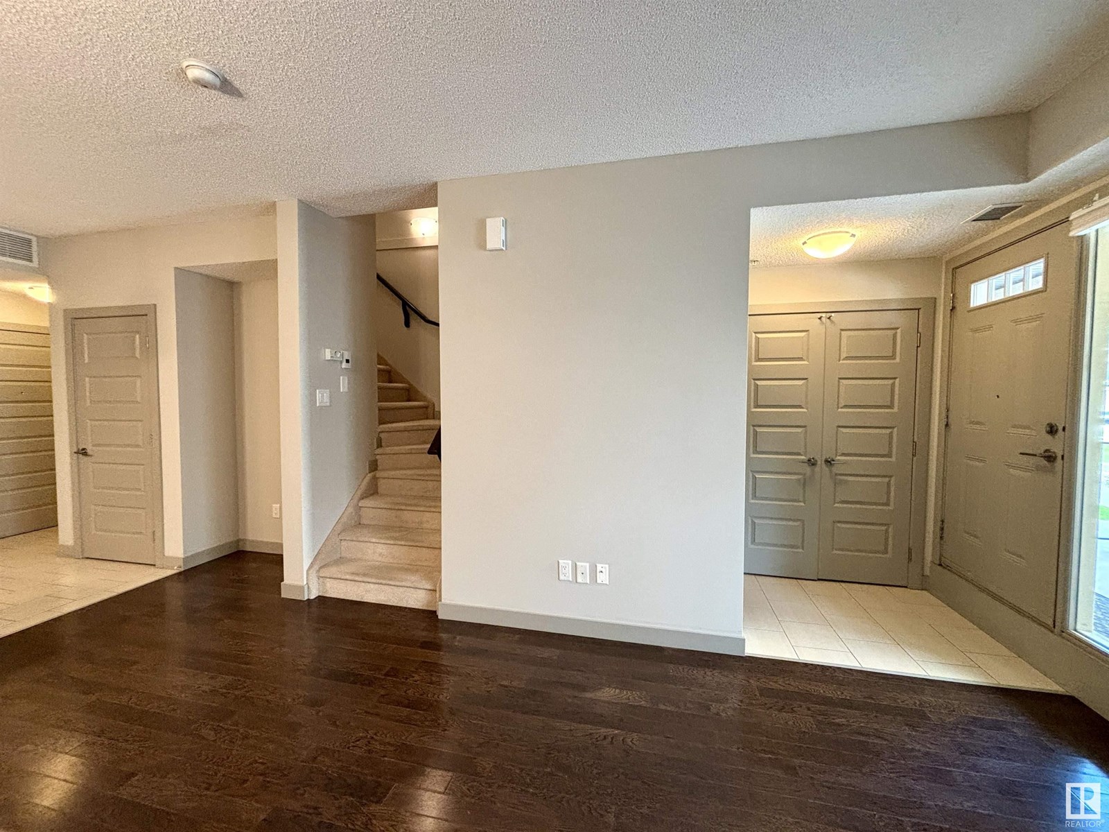 Property at #114 10510 56 AV NW image 4