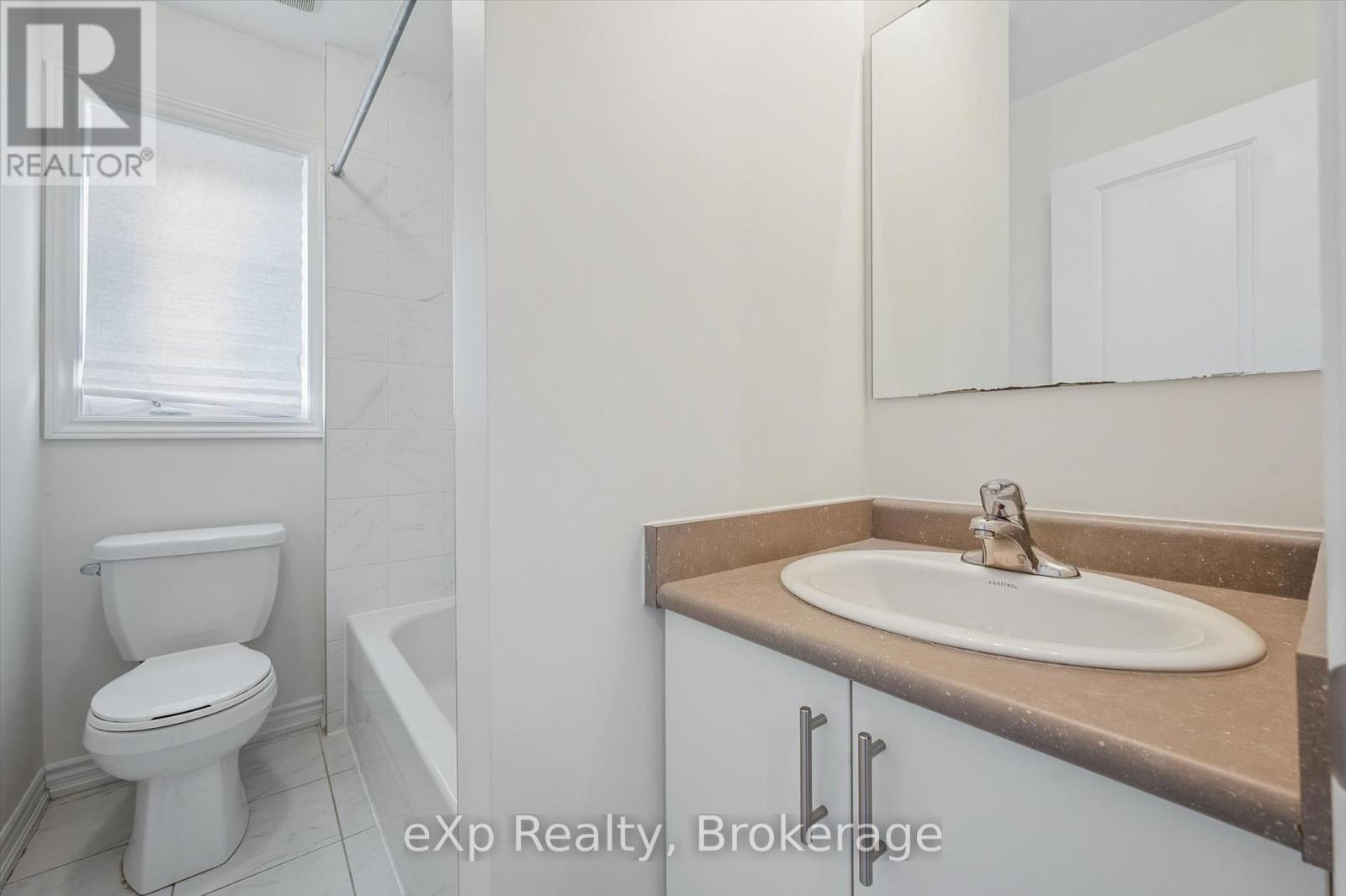 50 - 88 Decorso Drive, Guelph, Ontario  N1L 0A1 - Photo 32 - X12277917