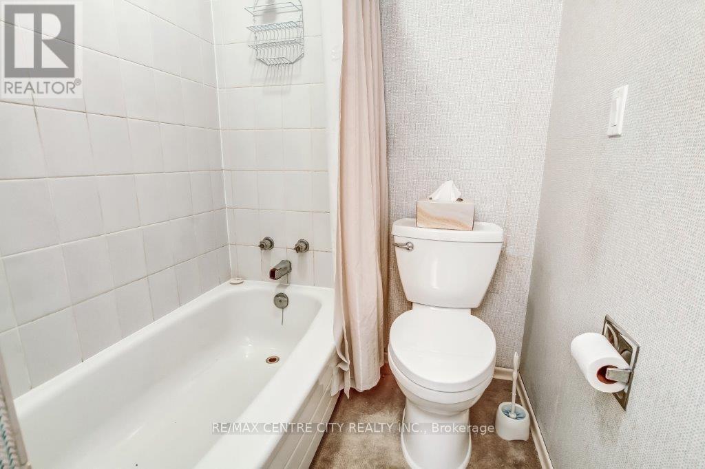 769 Berkshire Drive, London South, Ontario  N6J 3S5 - Photo 19 - X12277906