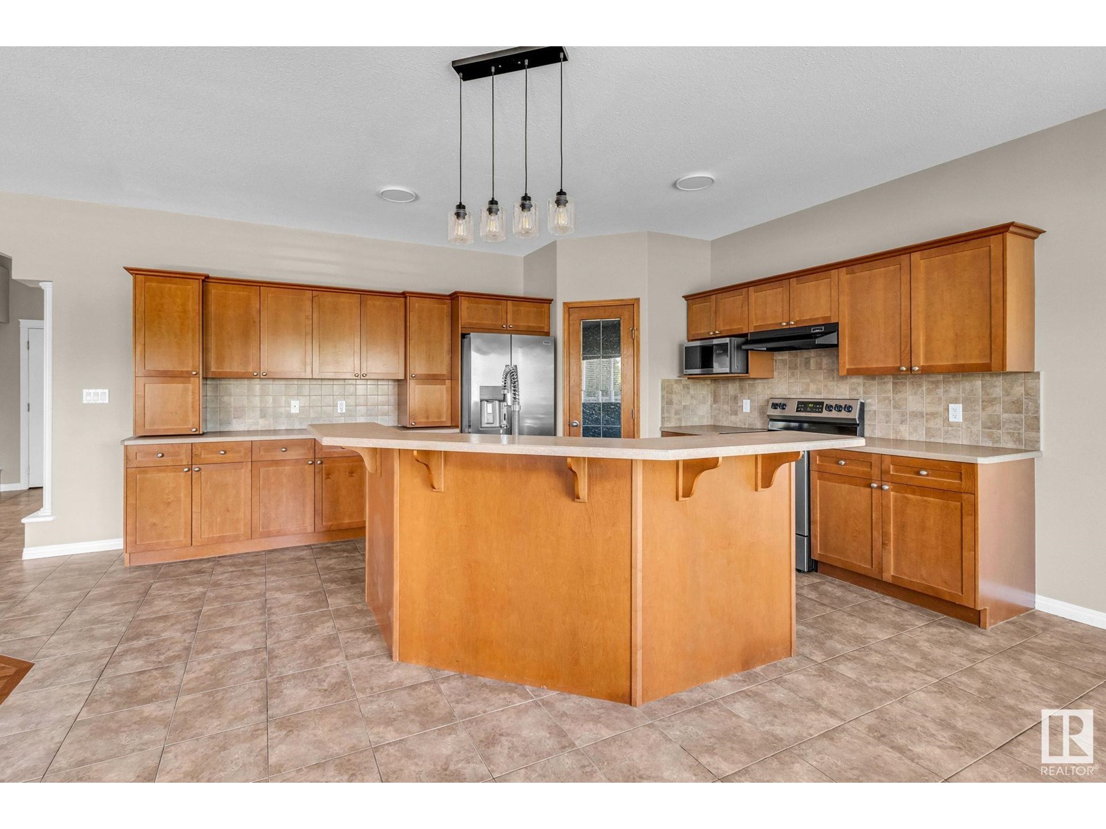 14 Wesleyan Co, Fort Saskatchewan, Alberta  T8L 0C9 - Photo 3 - E4447114