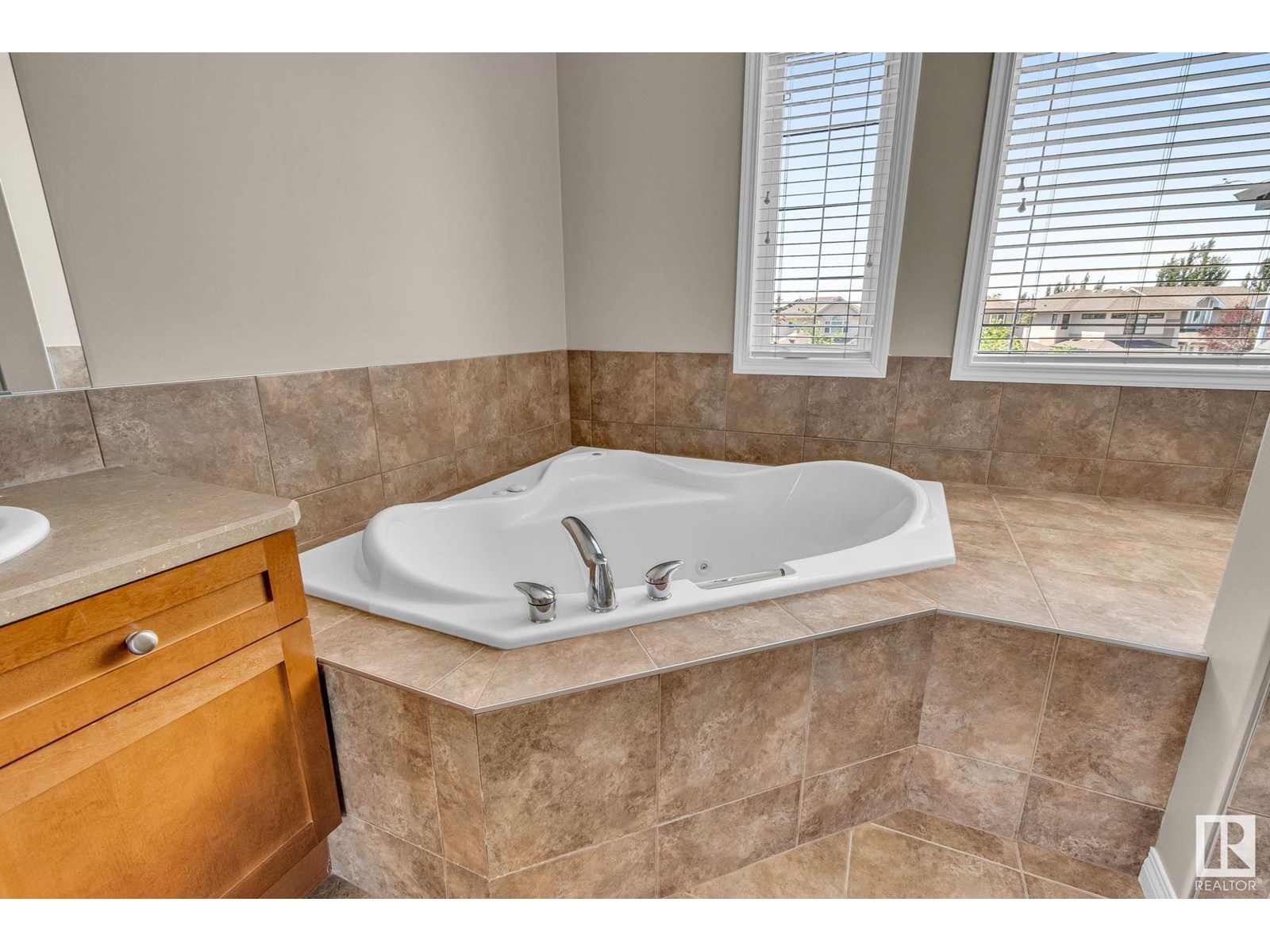 14 Wesleyan Co, Fort Saskatchewan, Alberta  T8L 0C9 - Photo 32 - E4447114