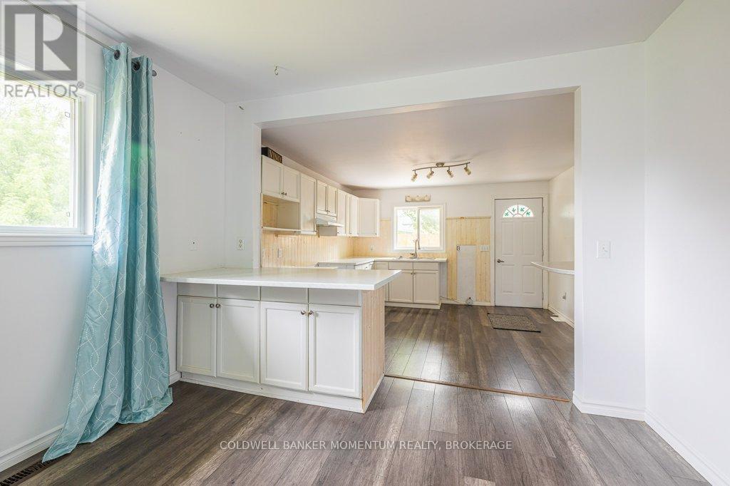 3828 Roxborough Avenue, Fort Erie, Ontario  L0S 1B0 - Photo 16 - X12277931