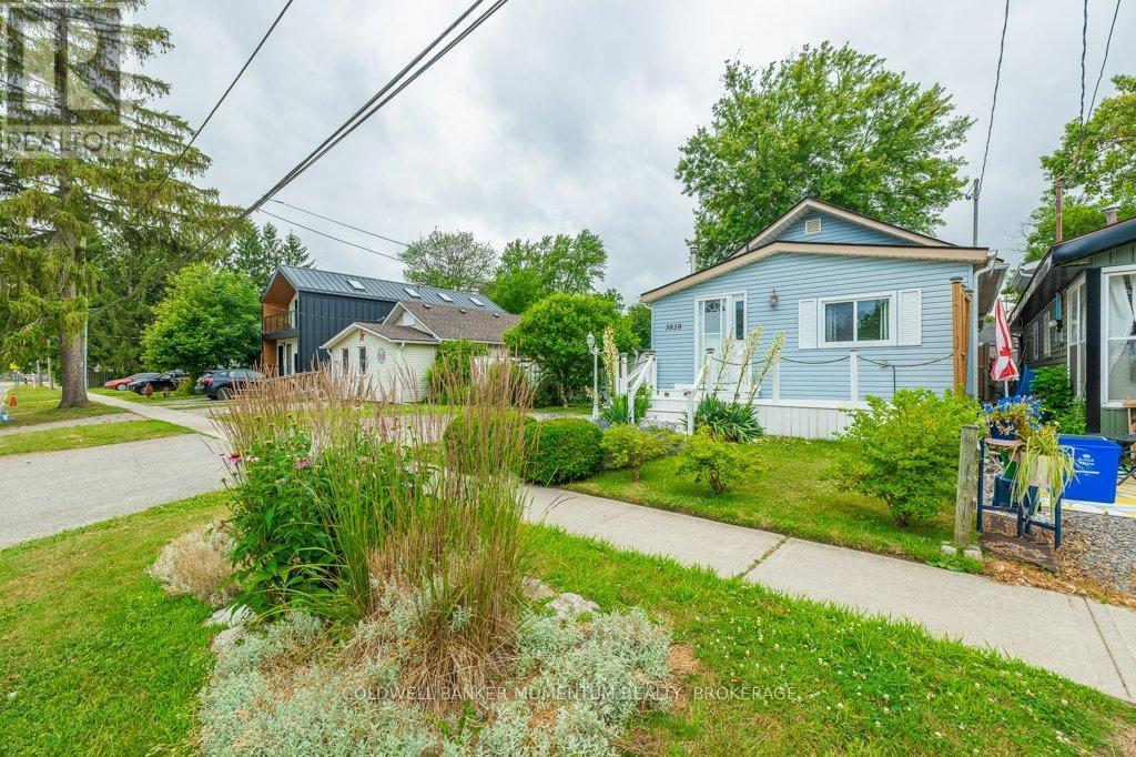3828 Roxborough Avenue, Fort Erie, Ontario  L0S 1B0 - Photo 3 - X12277931