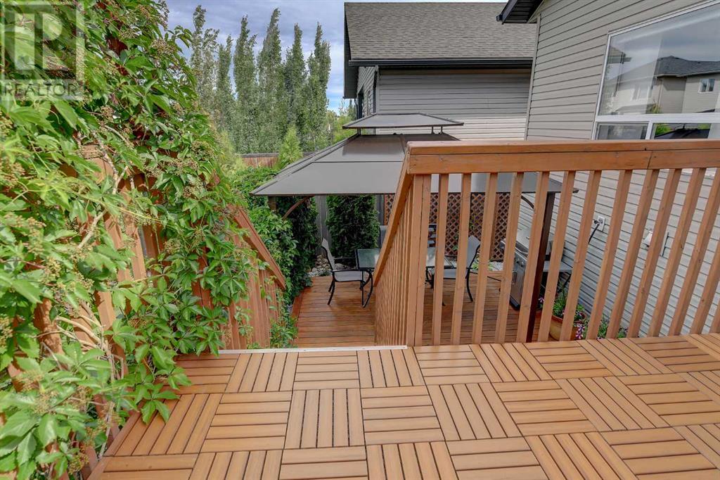 Property at 8630 88B Street image 3