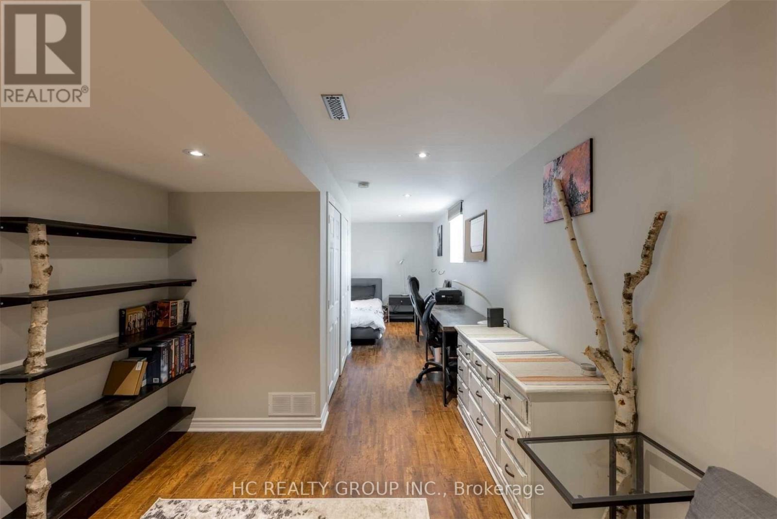 94 Prospect Street, Newmarket (Central Newmarket), Ontario  L3Y 3T4 - Photo 12 - N12257737